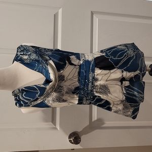 Banana Republic  sleeveless blouse size 2